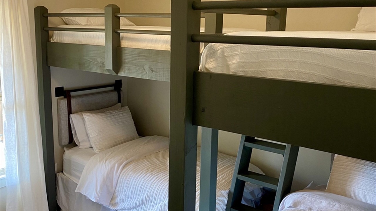 Photo of Bedroom in Tallassee