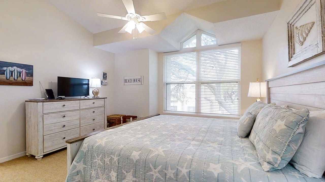 Photo of Bedroom in Amelia City