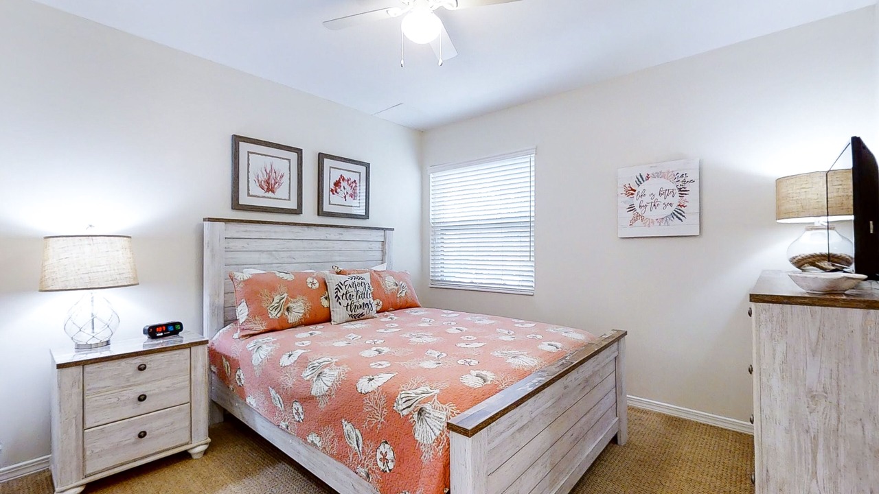 Photo of Bedroom in Amelia City