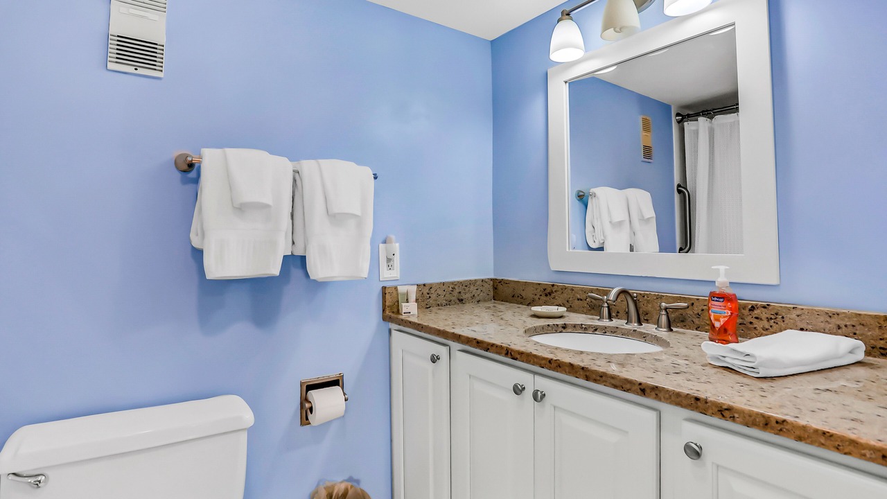 Photo of Bathroom in Fernandina Beach