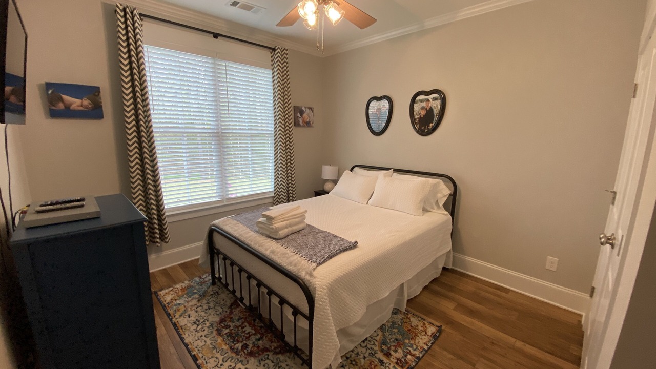 Photo of Bedroom in Grovetown