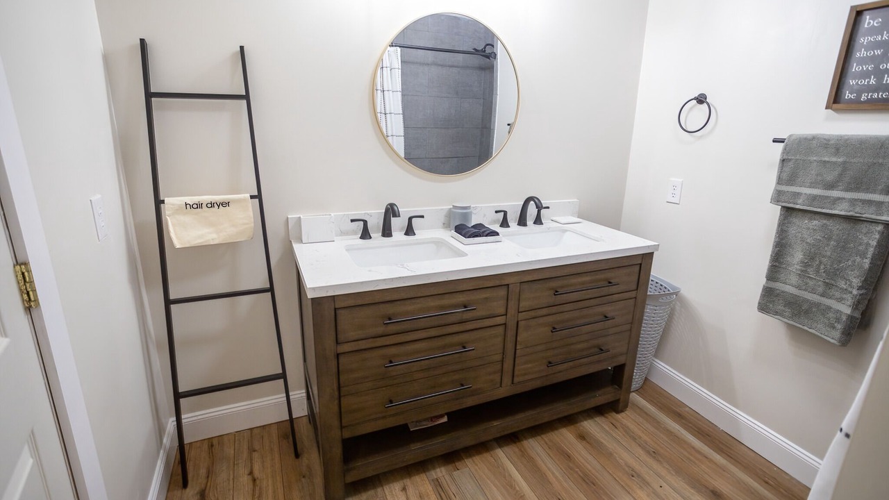 Photo of Bathroom in Laurel