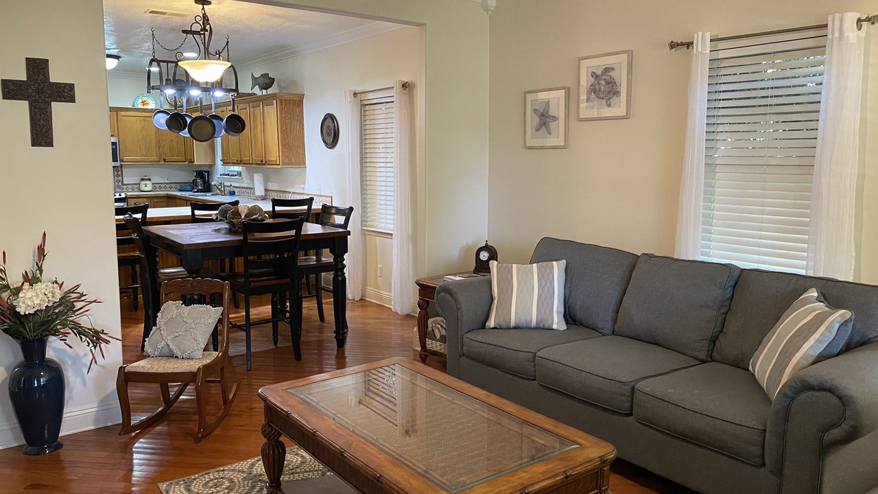 Photo of Livingroom in D'Iberville