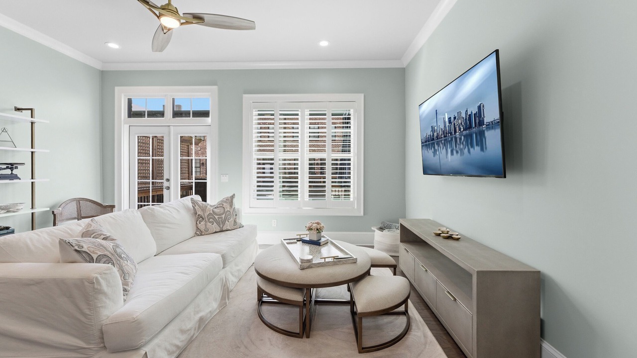Photo of Livingroom in Hitch Village - Fred Wessels Homes