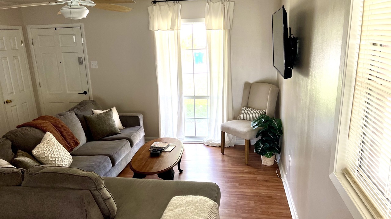 Photo of Livingroom in Gulfport