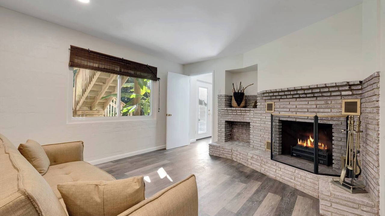 Photo of Livingroom in Tallahassee