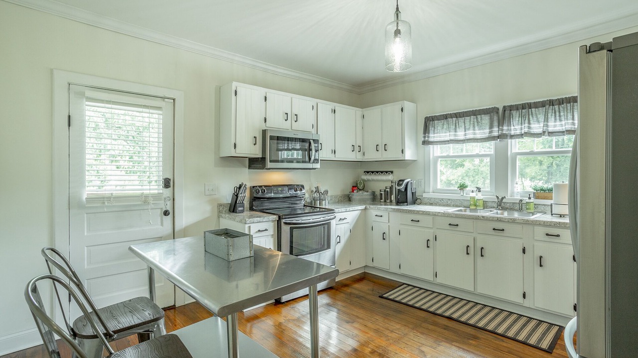 Photo of Kitchen in St. Elmo Improvement League