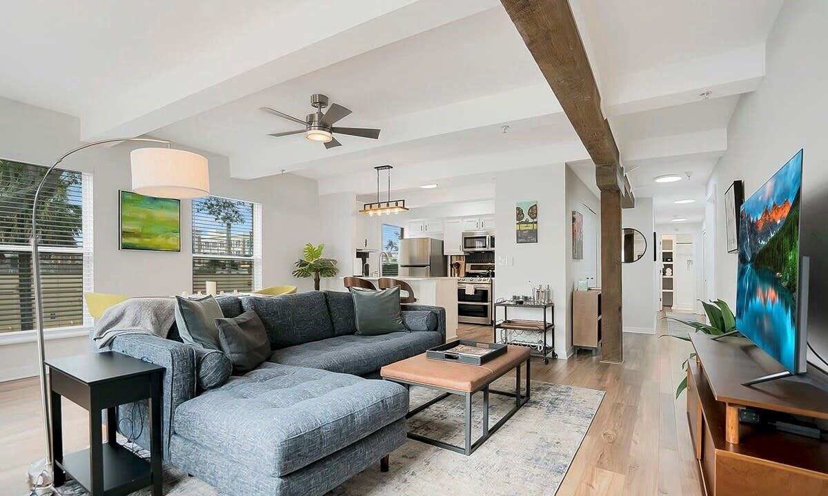 Photo of Livingroom in Downtown Historic District