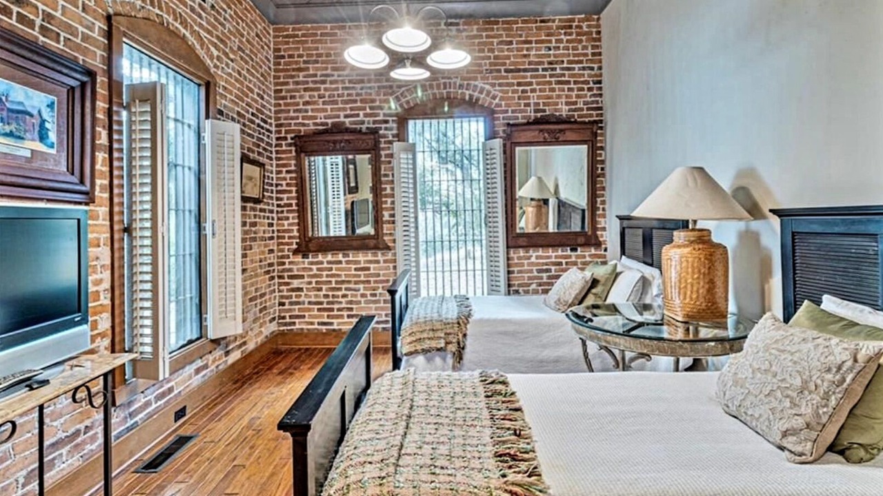 Photo of Bedroom in Eufaula