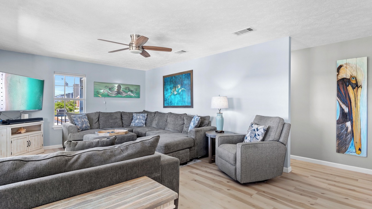 Photo of Livingroom in Tang-O-Mar