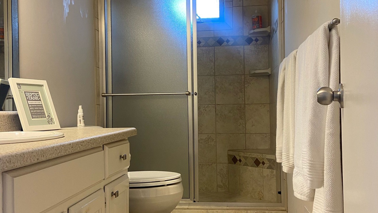 Photo of Bathroom in Eatonton
