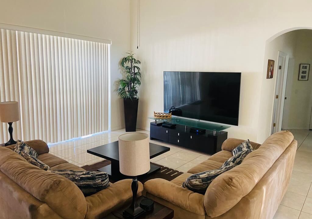 Photo of Livingroom in West Haven