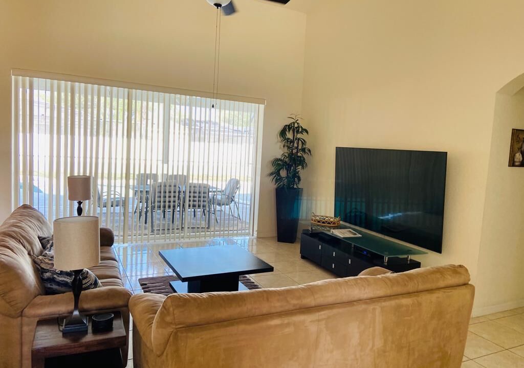 Photo of Livingroom in West Haven