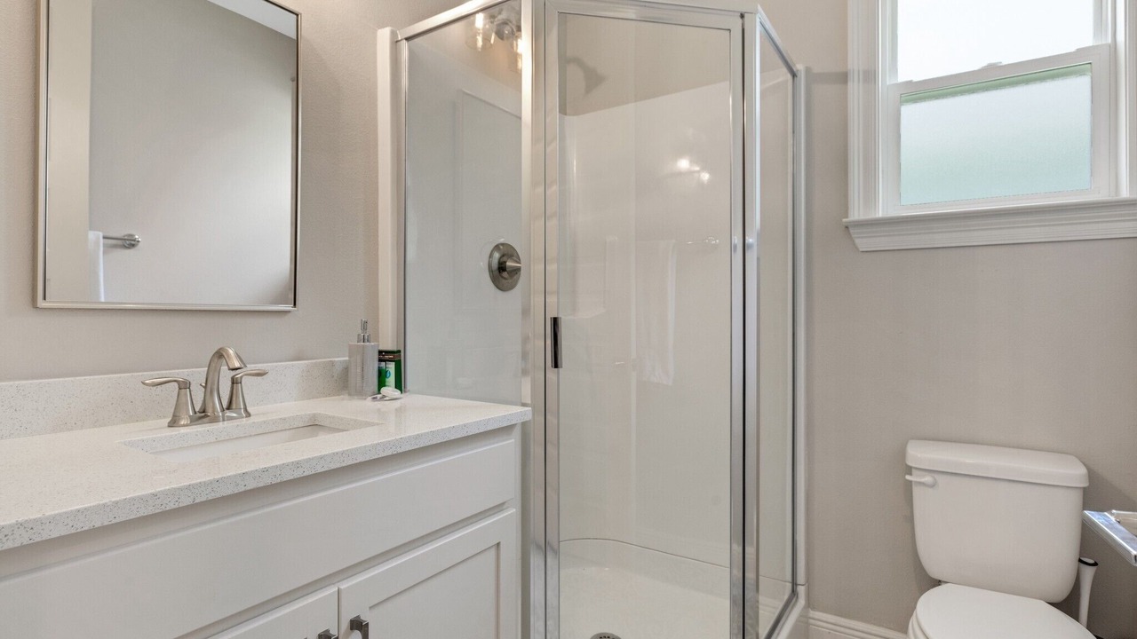 Photo of Bathroom in Sunset Bayou