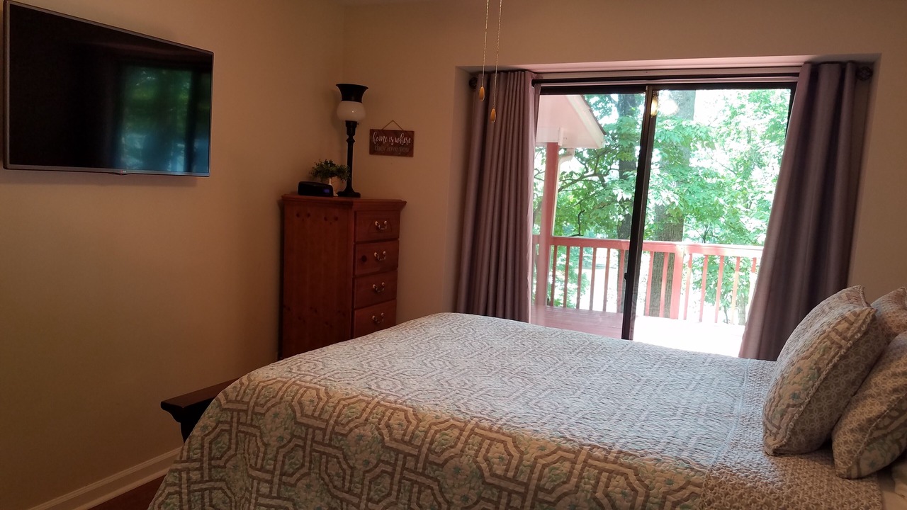 Photo of Bedroom in Eatonton