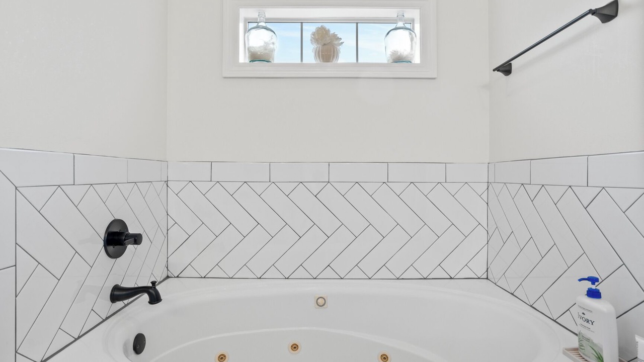 Photo of Bathroom in Pearl