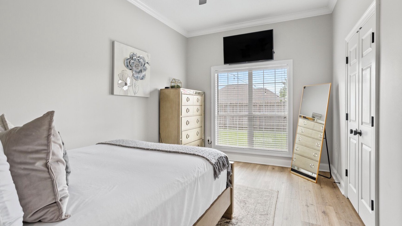 Photo of Bedroom in Pearl