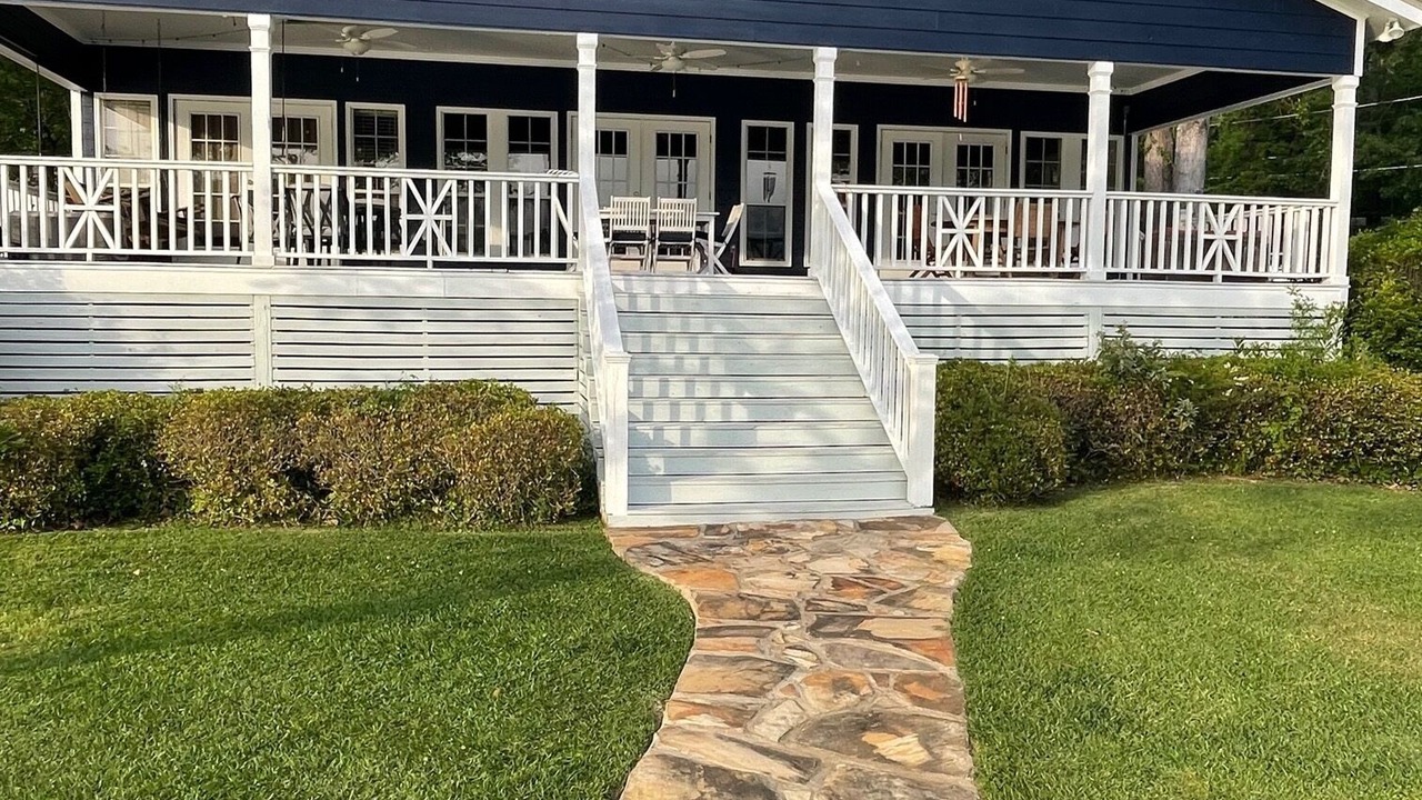 Photo of Outdoor in Smith Mountain Estates