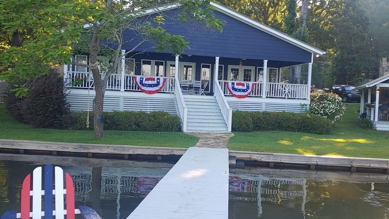 Photo of Outdoor in Smith Mountain Estates