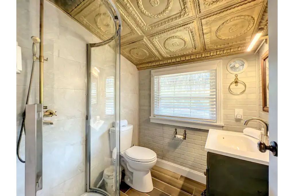 Photo of Bathroom in Mount Dora