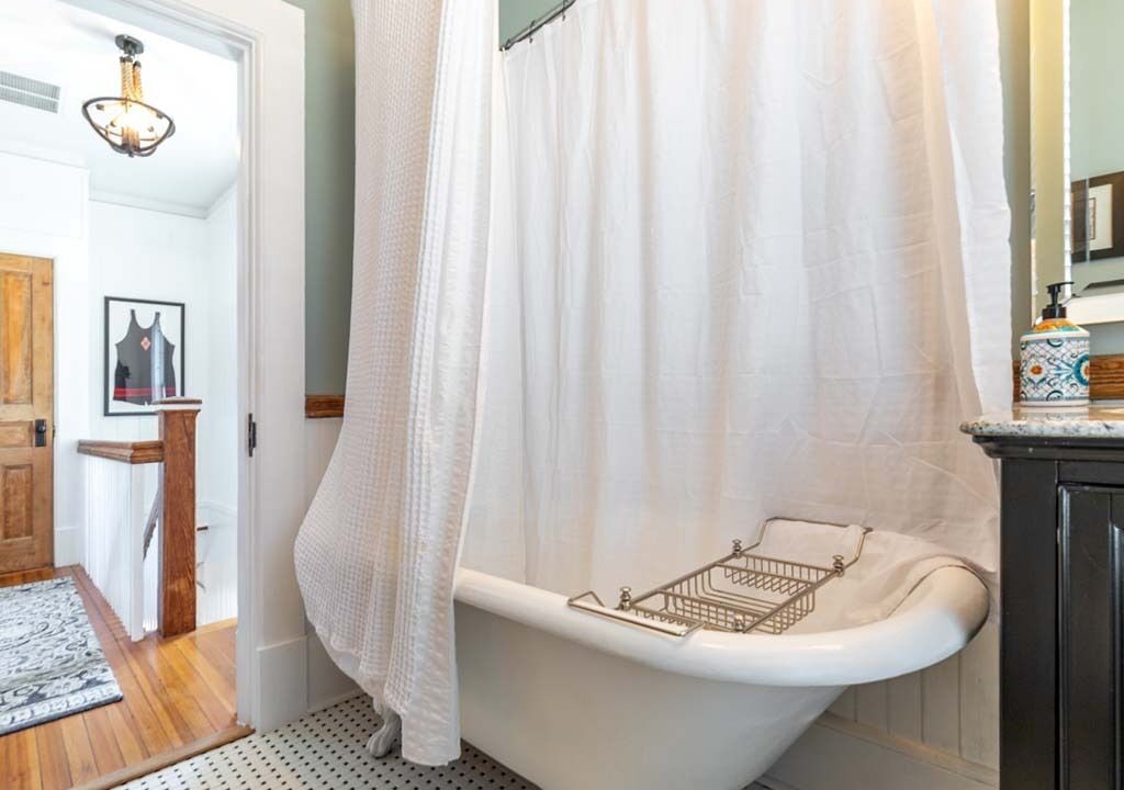 Photo of Bathroom in Tybee Island