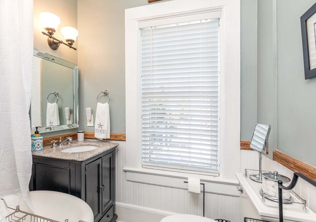 Photo of Bathroom in Tybee Island