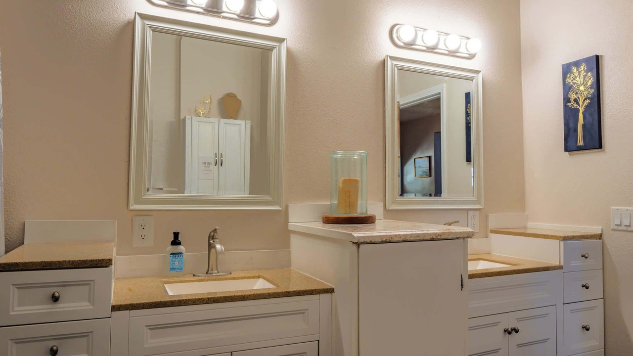 Photo of Bathroom in Enterprise