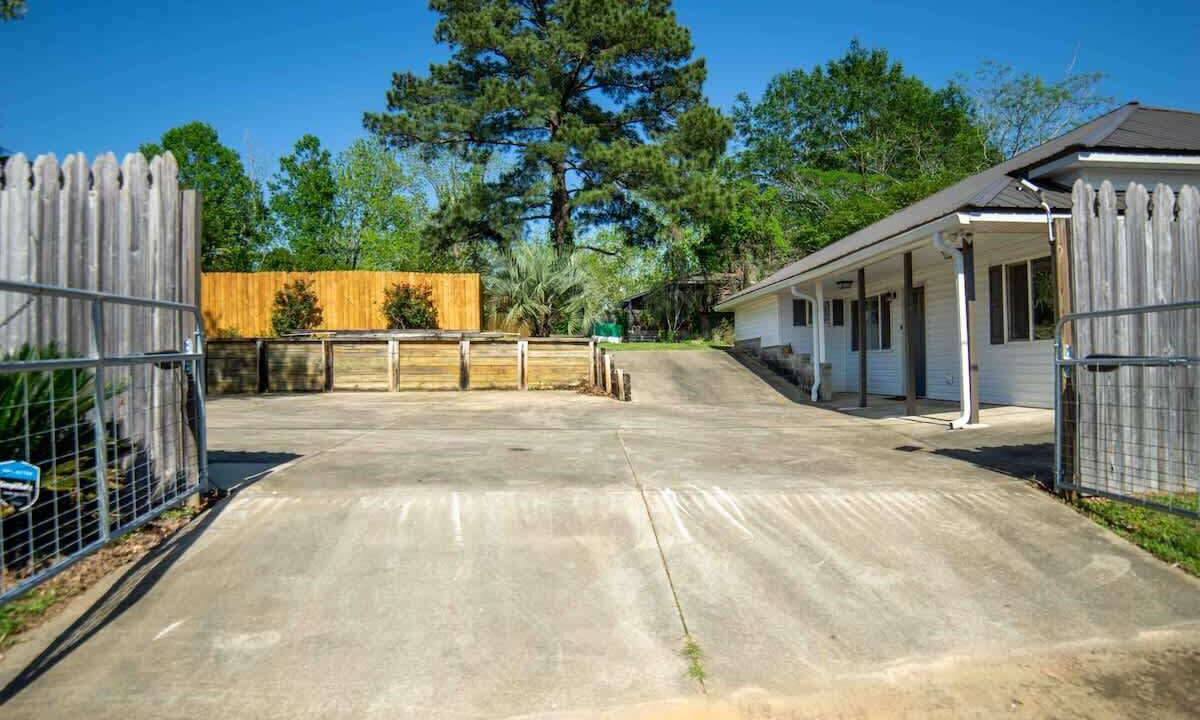 Photo of Outdoor in Enterprise