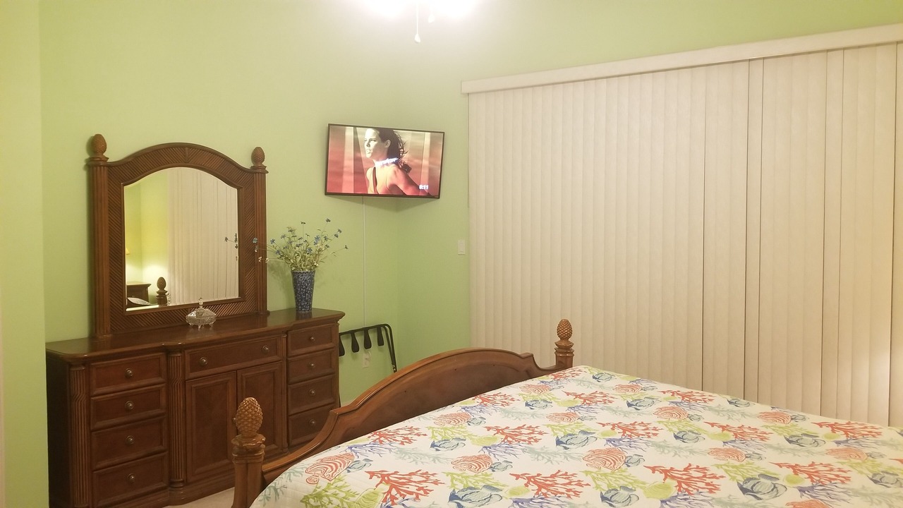 Photo of Bedroom in Ono Island