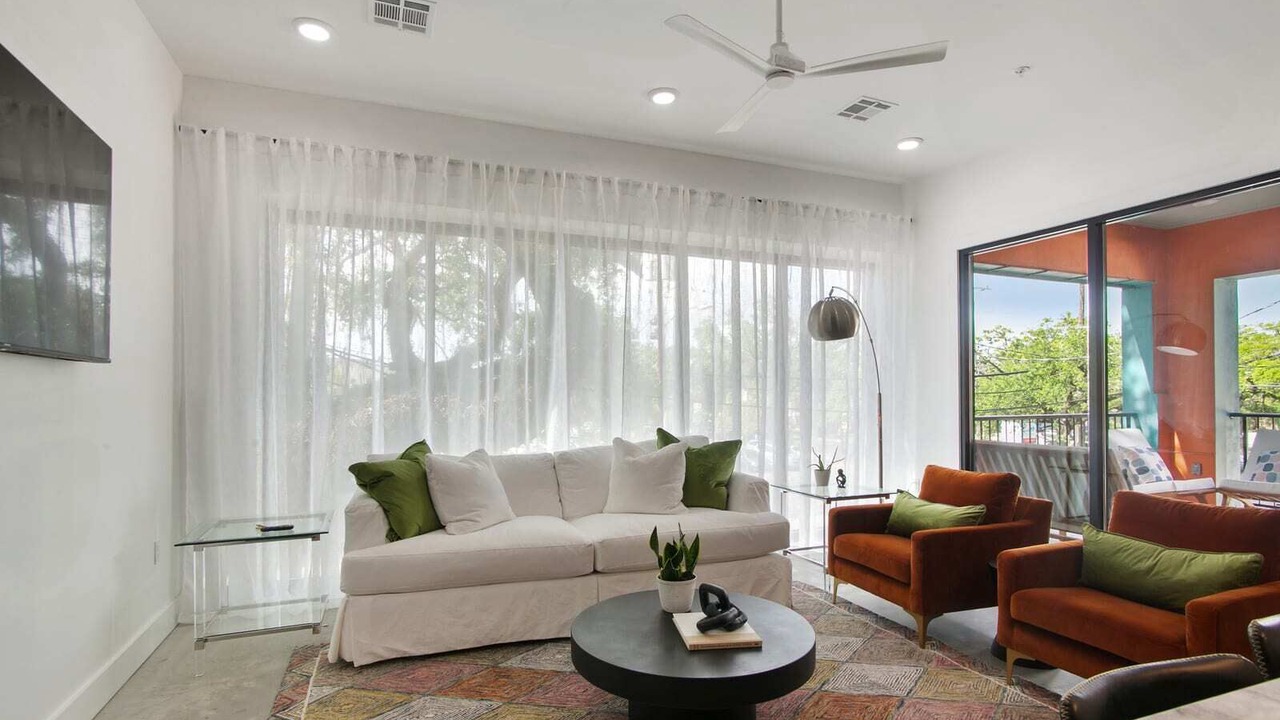Photo of Livingroom in Touro
