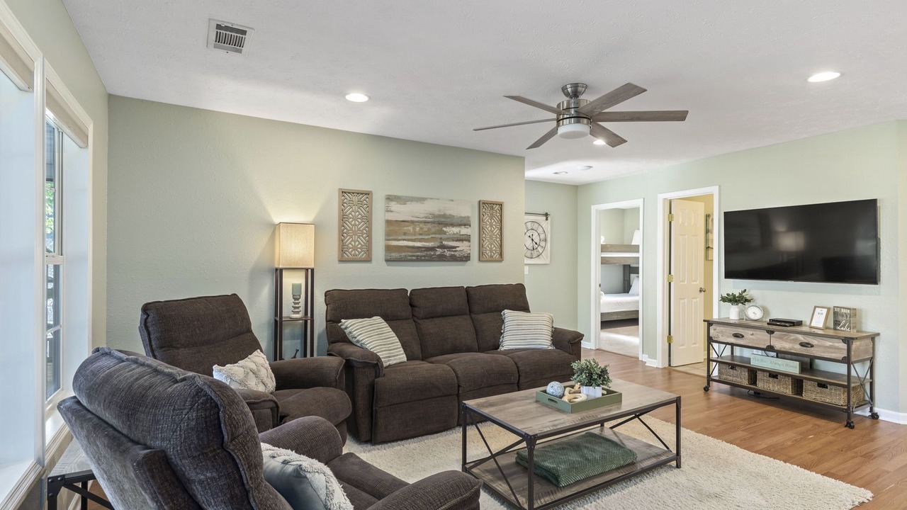 Photo of Livingroom in Smith Mountain Estates