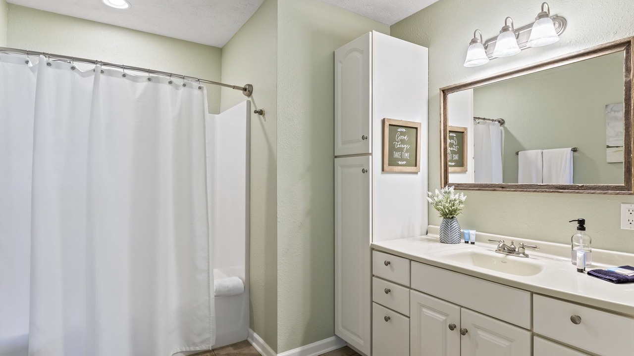 Photo of Bathroom in Smith Mountain Estates