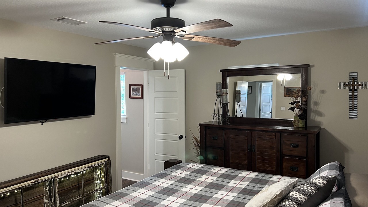 Photo of Bedroom in Collins