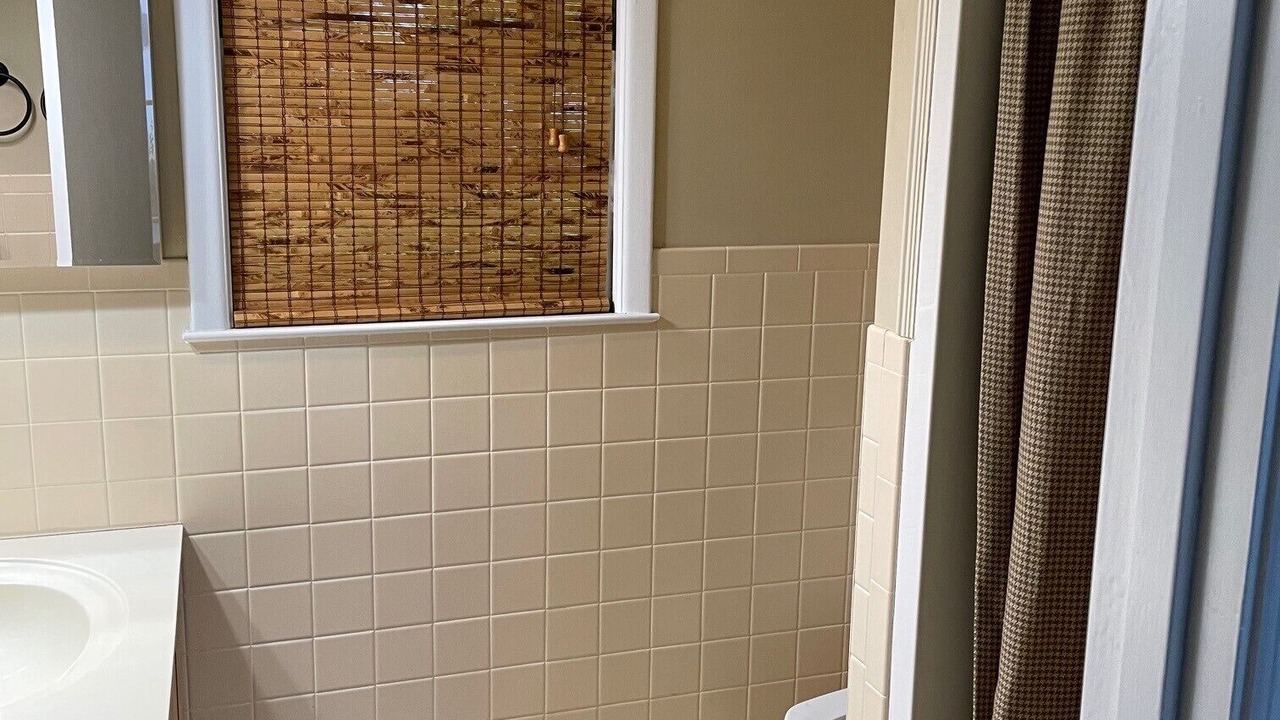 Photo of Bathroom in Dadeville