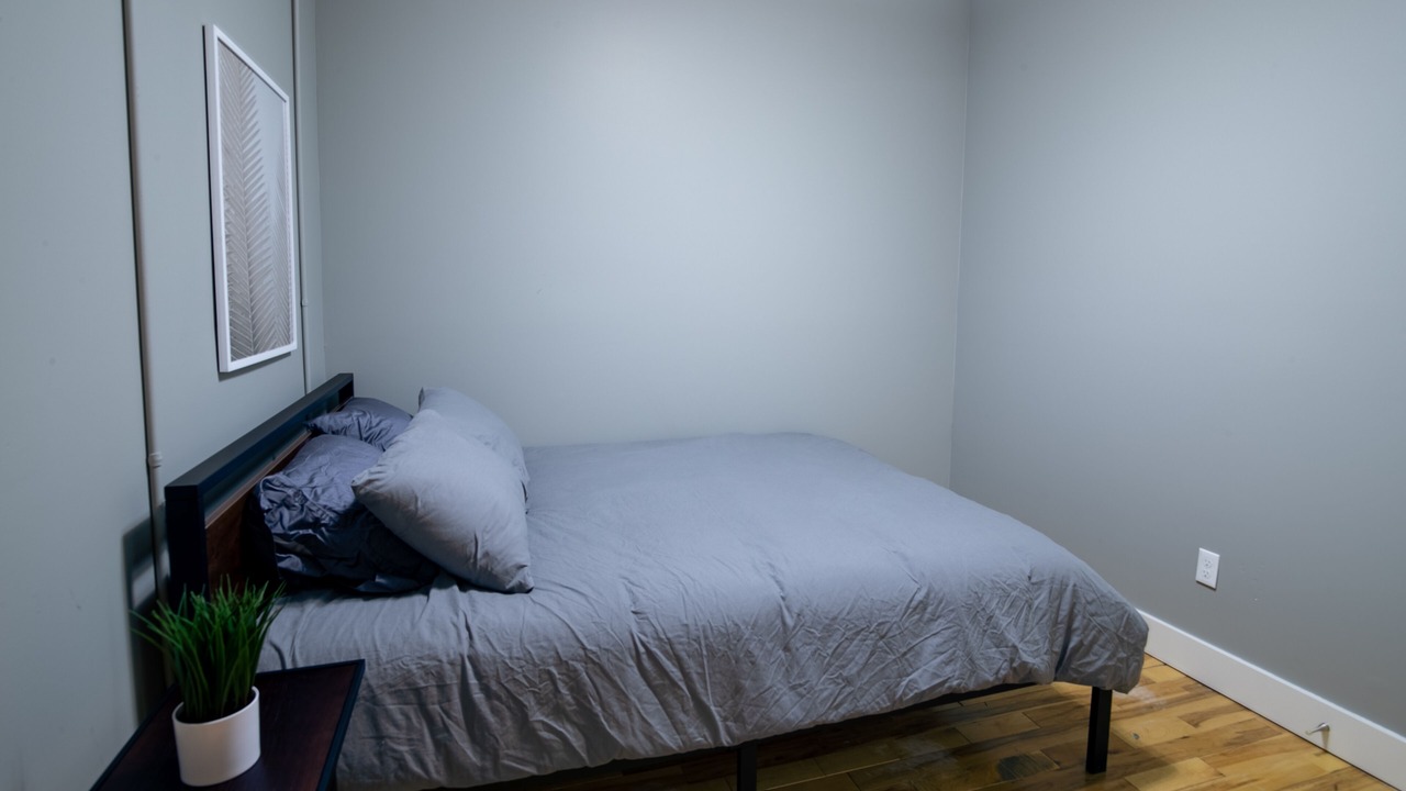 Photo of Bedroom in Downtown