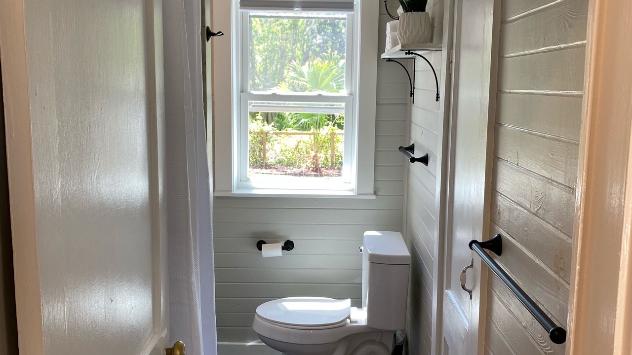 Photo of Bathroom in Port Royal