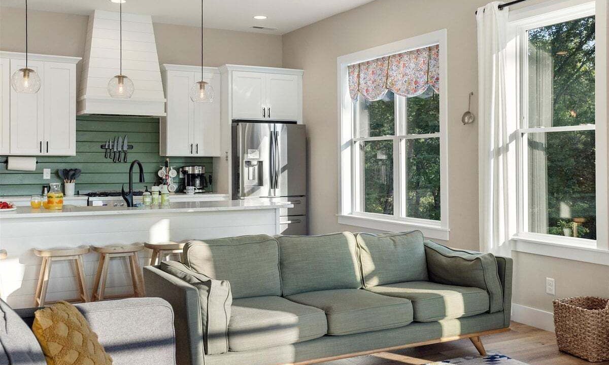 Photo of Livingroom in Chattanooga Valley