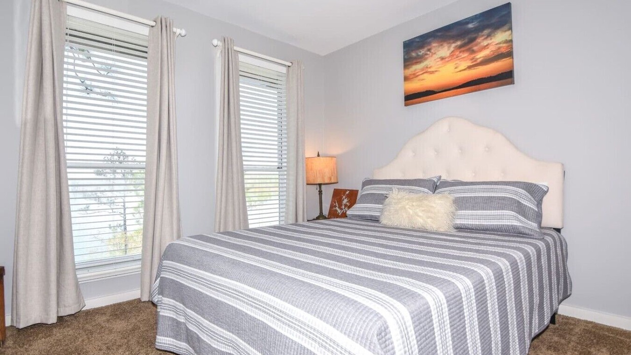 Photo of Bedroom in Dadeville