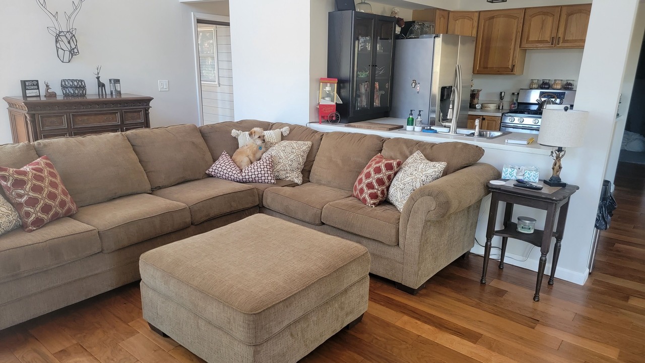 Photo of Livingroom in Harrison