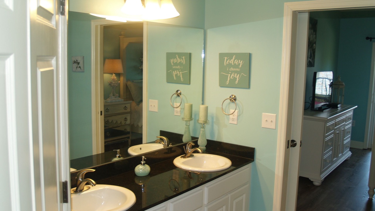 Photo of Bathroom in Dadeville