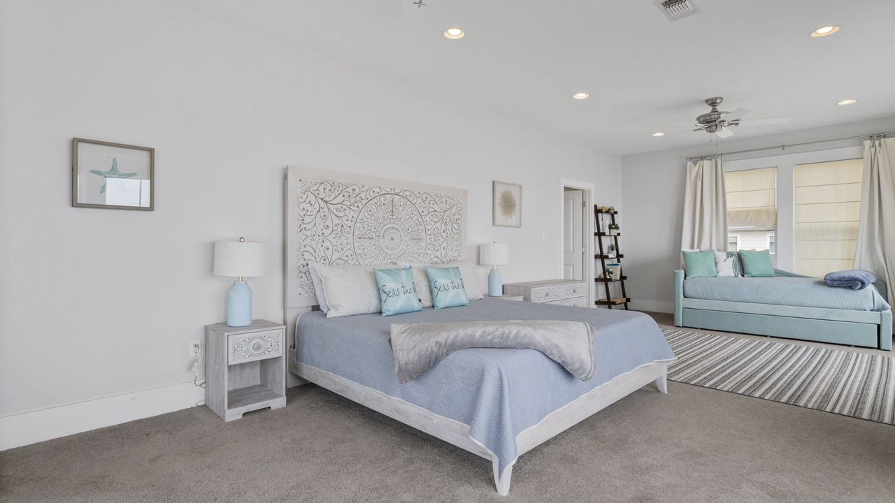 Photo of Bedroom in Ocean Springs