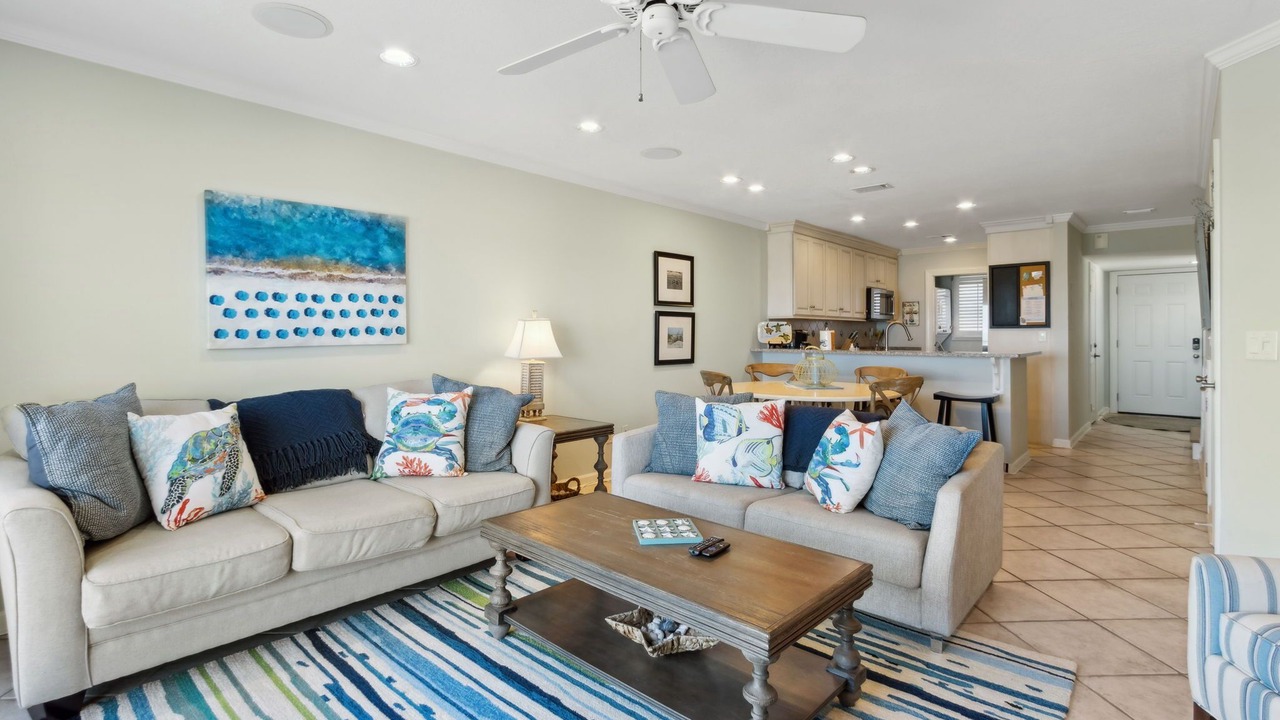 Photo of Livingroom in Amelia City
