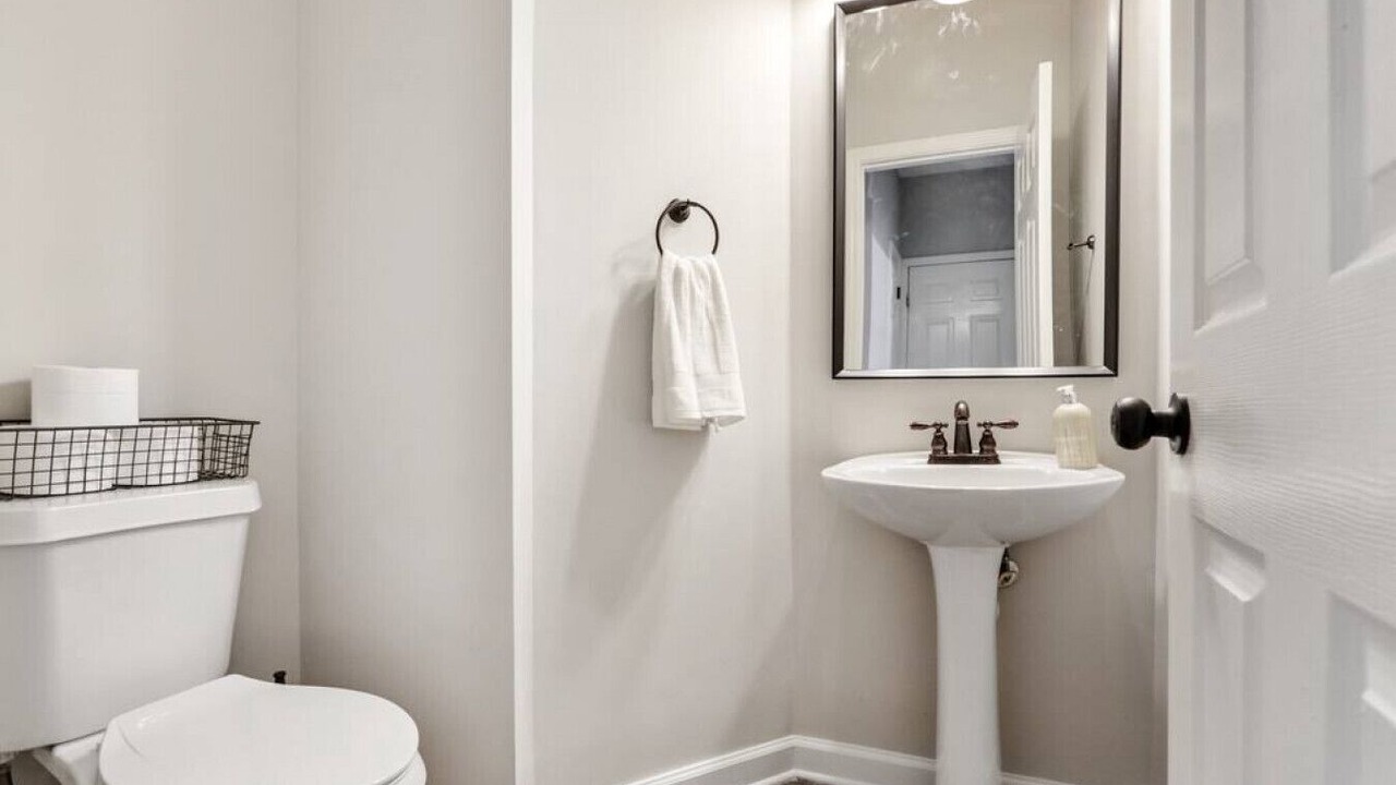 Photo of Bathroom in Mableton