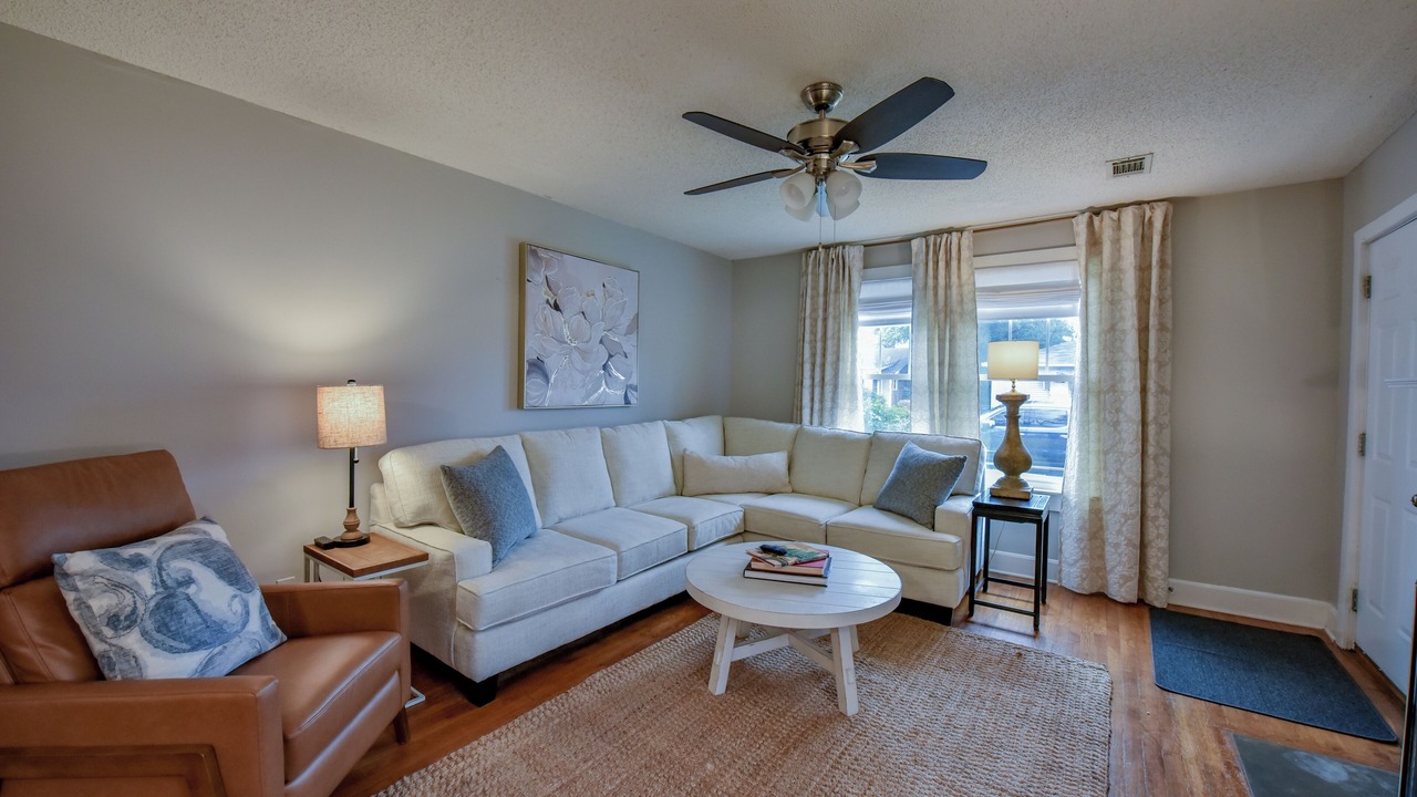 Photo of Livingroom in Forest Lake