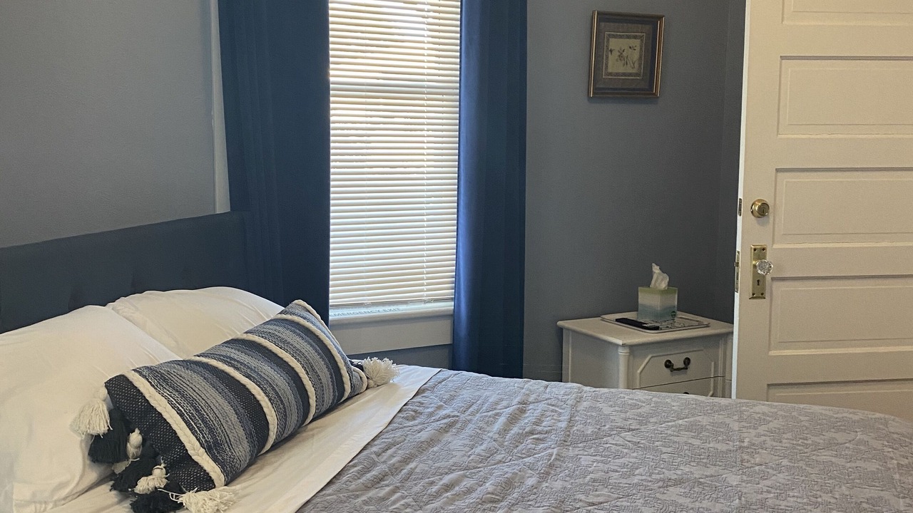 Photo of Bedroom in Downtown Historic District