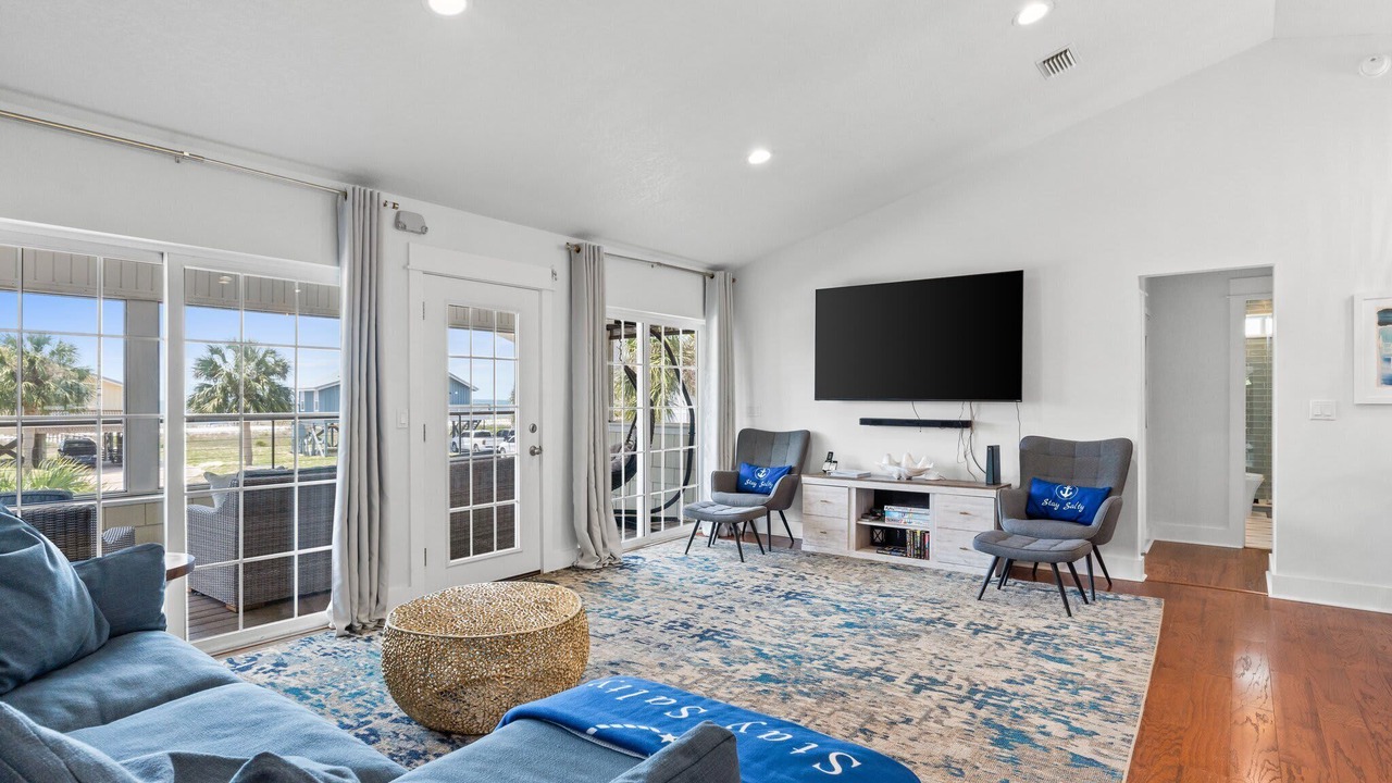 Photo of Livingroom in Port St. Joe