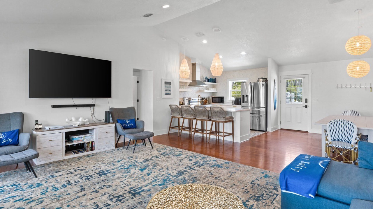 Photo of Livingroom in Port St. Joe