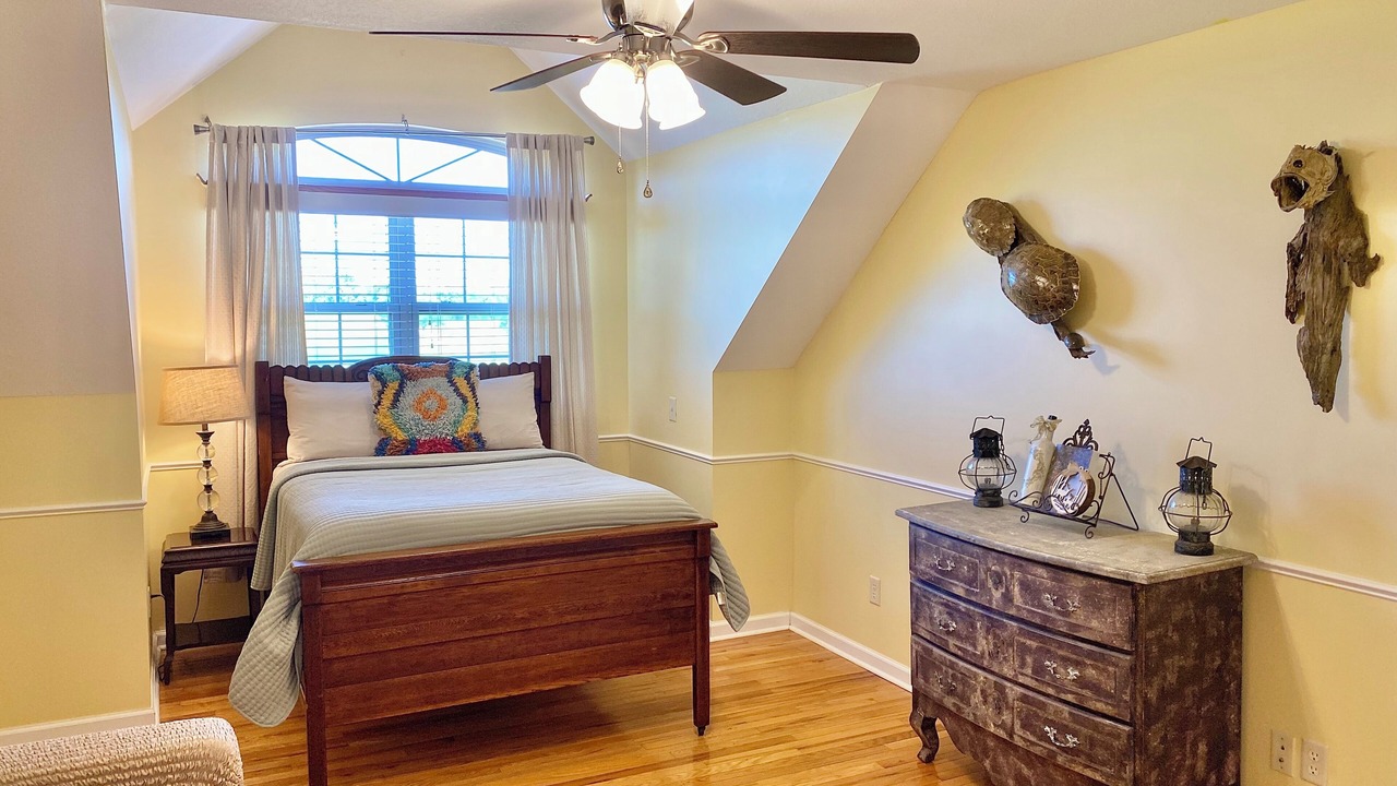 Photo of Bedroom in Goshen