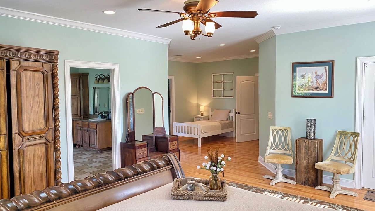 Photo of Bedroom in Goshen