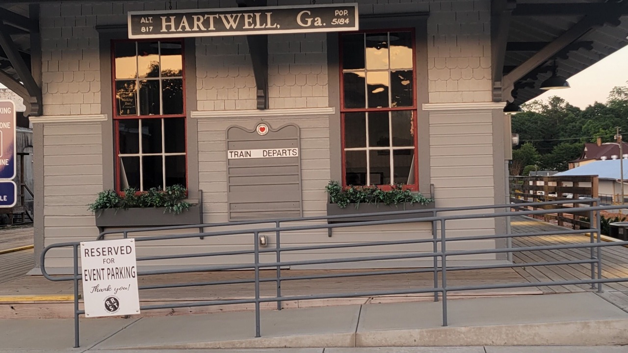 Photo of Others in Hartwell